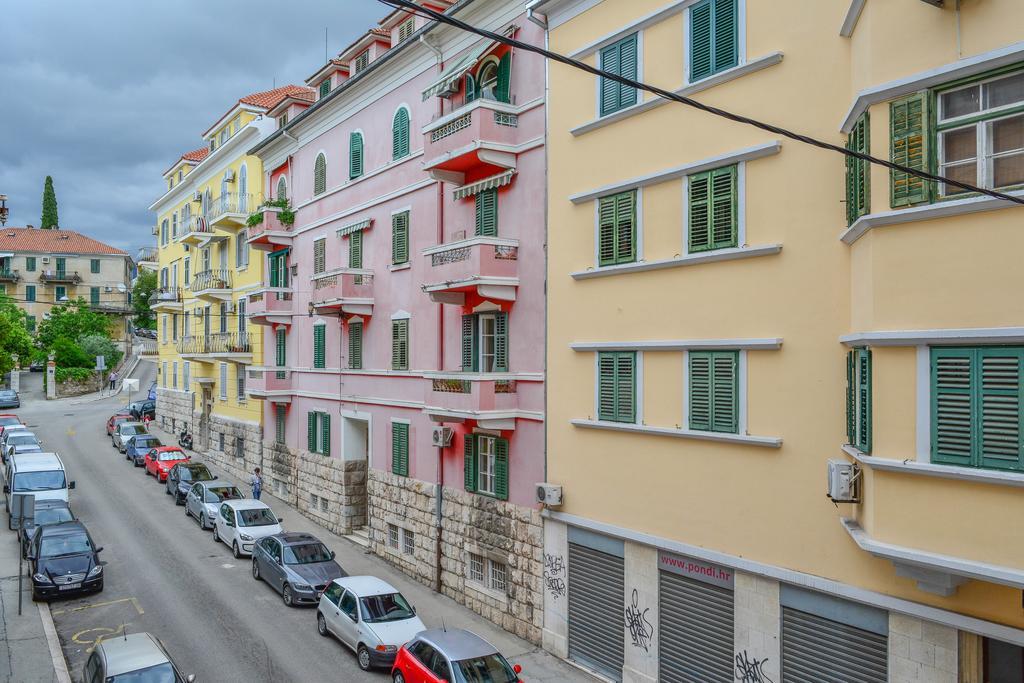 Le Monde Apartment Split Quarto foto